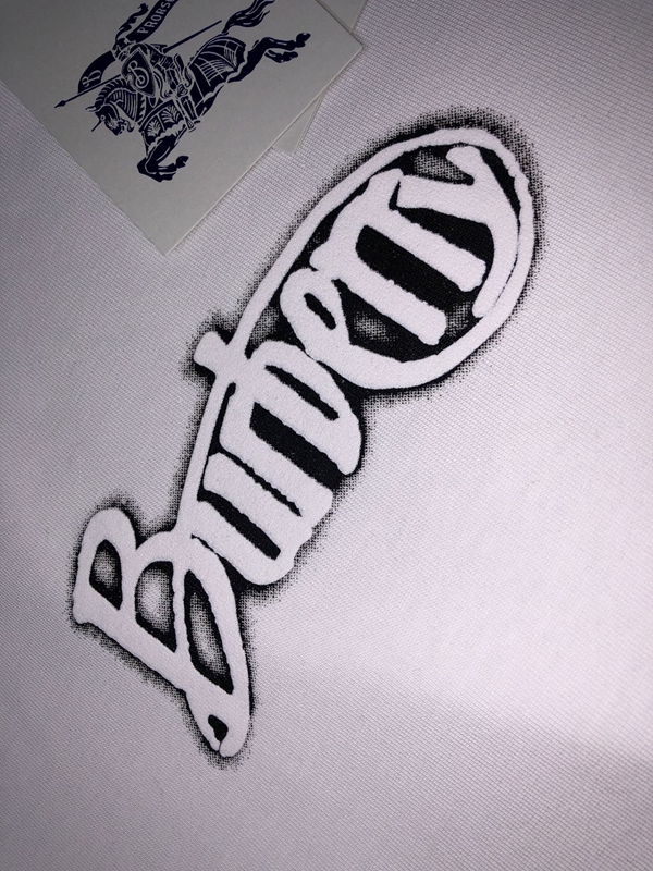 ブランドTシャツ細部ディテール